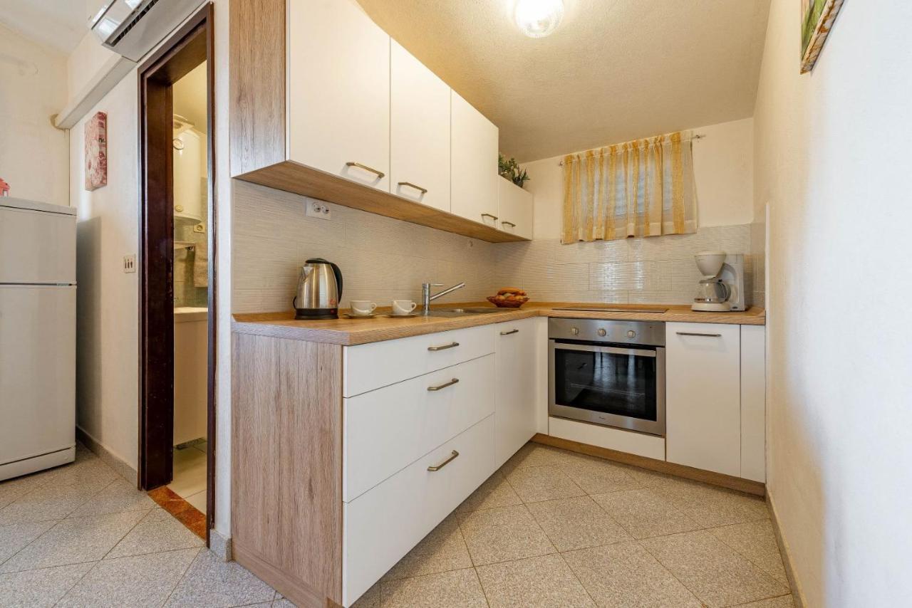 Family Friendly Seaside Apartments Kozino, Zadar - 5749 佩特坎内 外观 照片